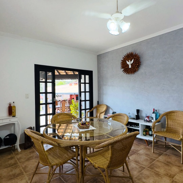 CHÁCARA 3 SUITES + HILUX SRX OU R$ 995K NO PIX!